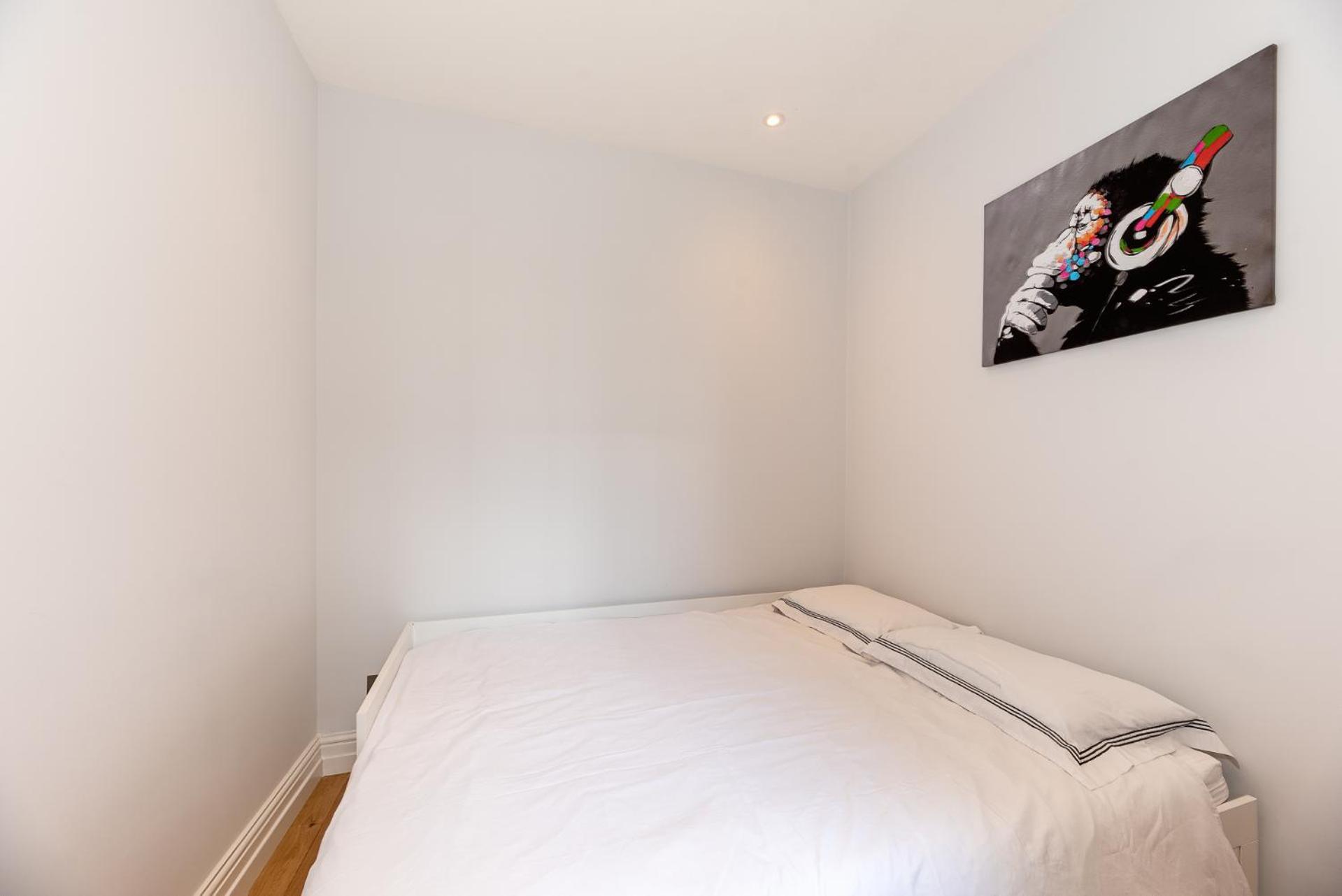 2-Bedroom Victorian Apartment In Kensington Λονδίνο Εξωτερικό φωτογραφία