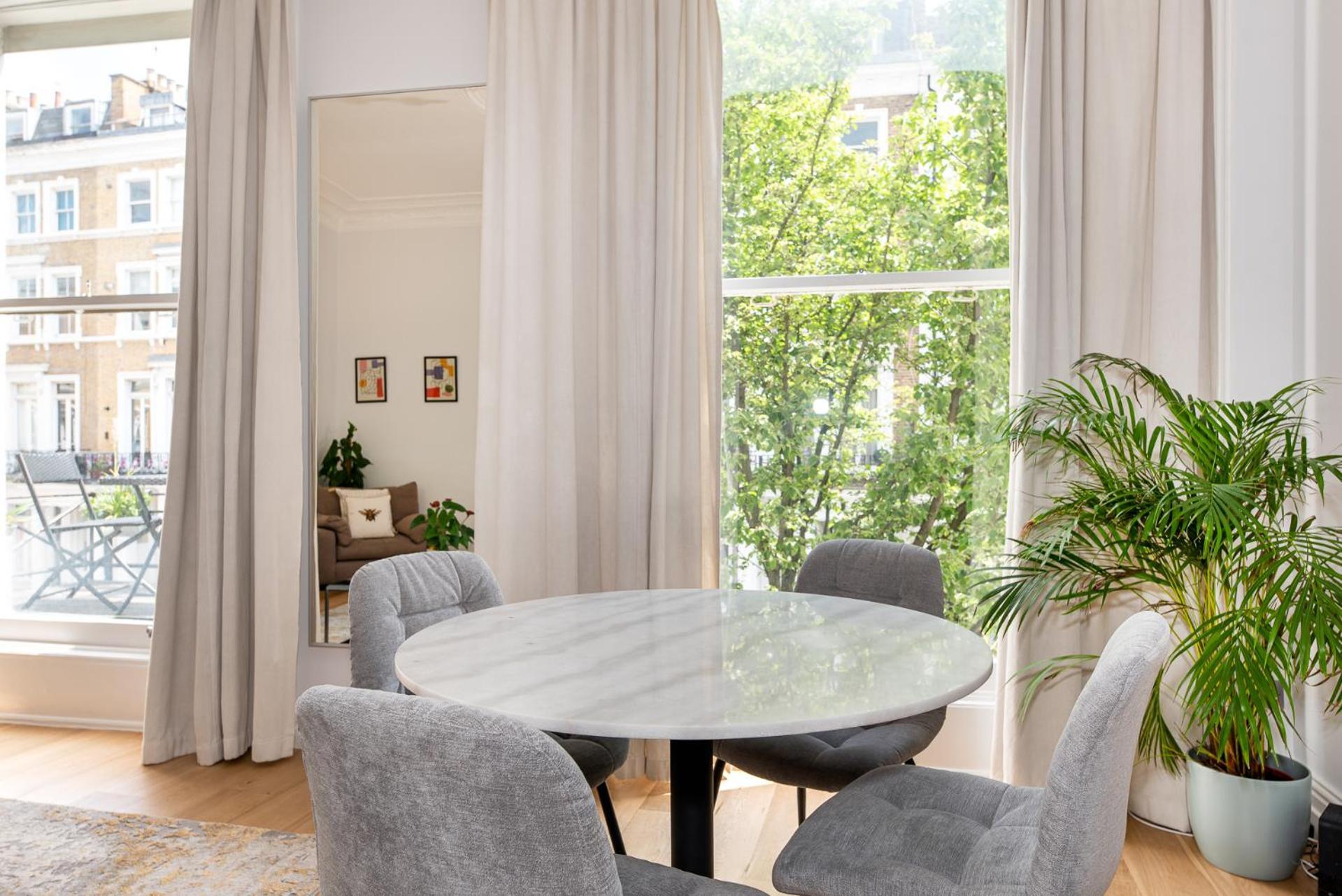 2-Bedroom Victorian Apartment In Kensington Λονδίνο Εξωτερικό φωτογραφία