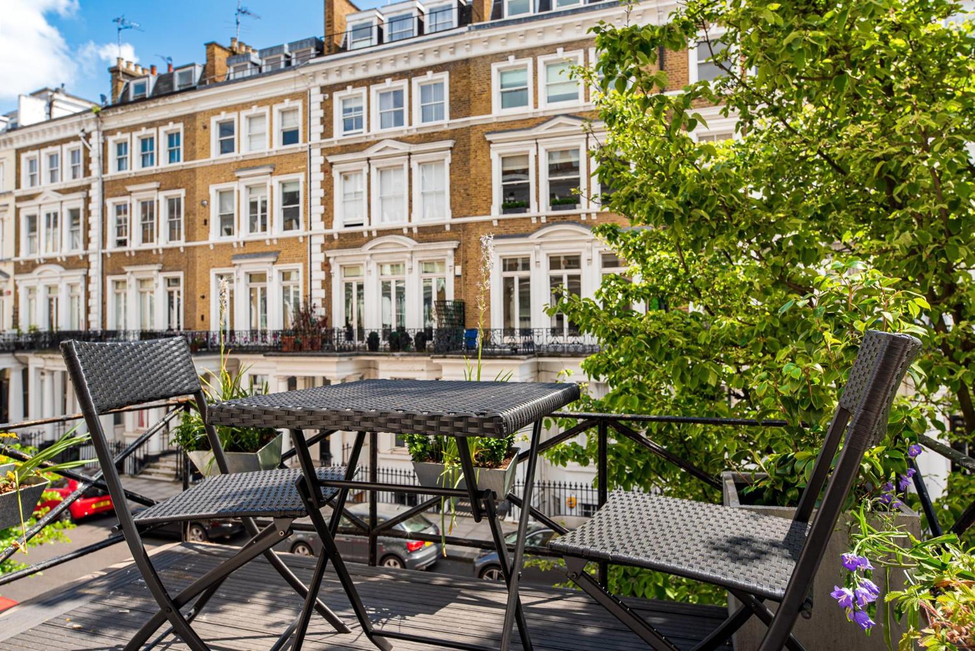 2-Bedroom Victorian Apartment In Kensington Λονδίνο Εξωτερικό φωτογραφία