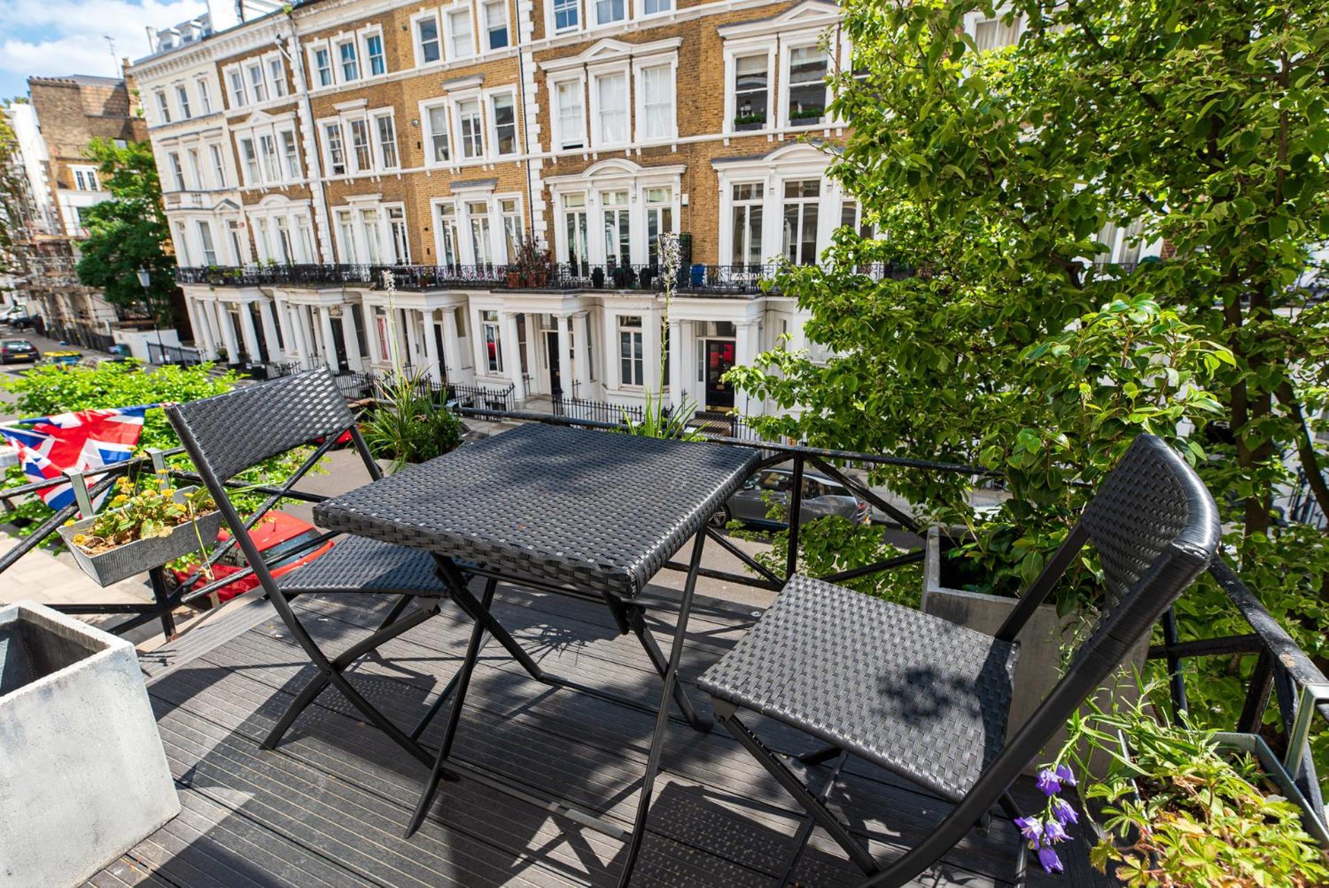 2-Bedroom Victorian Apartment In Kensington Λονδίνο Εξωτερικό φωτογραφία